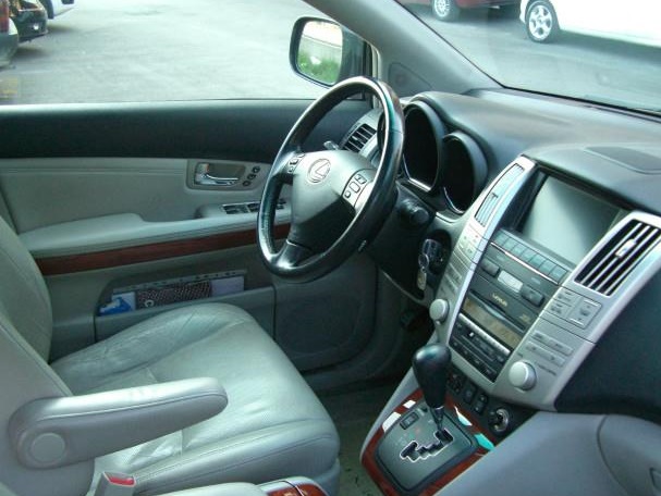 Left hand drive car LEXUS RX 300 (01/03/2005) - 